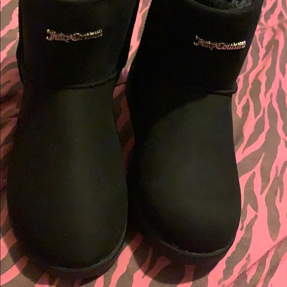 New!!! Juicy couture boot!!